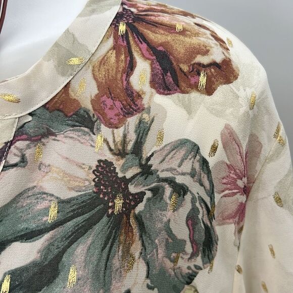 Torrid size 3 hi lo floral button up blouse - Picture 3 of 6